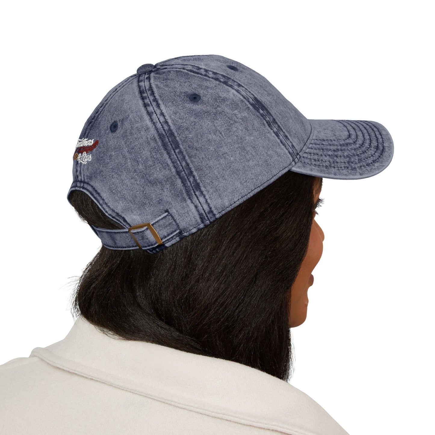 Feathers & Lips hat